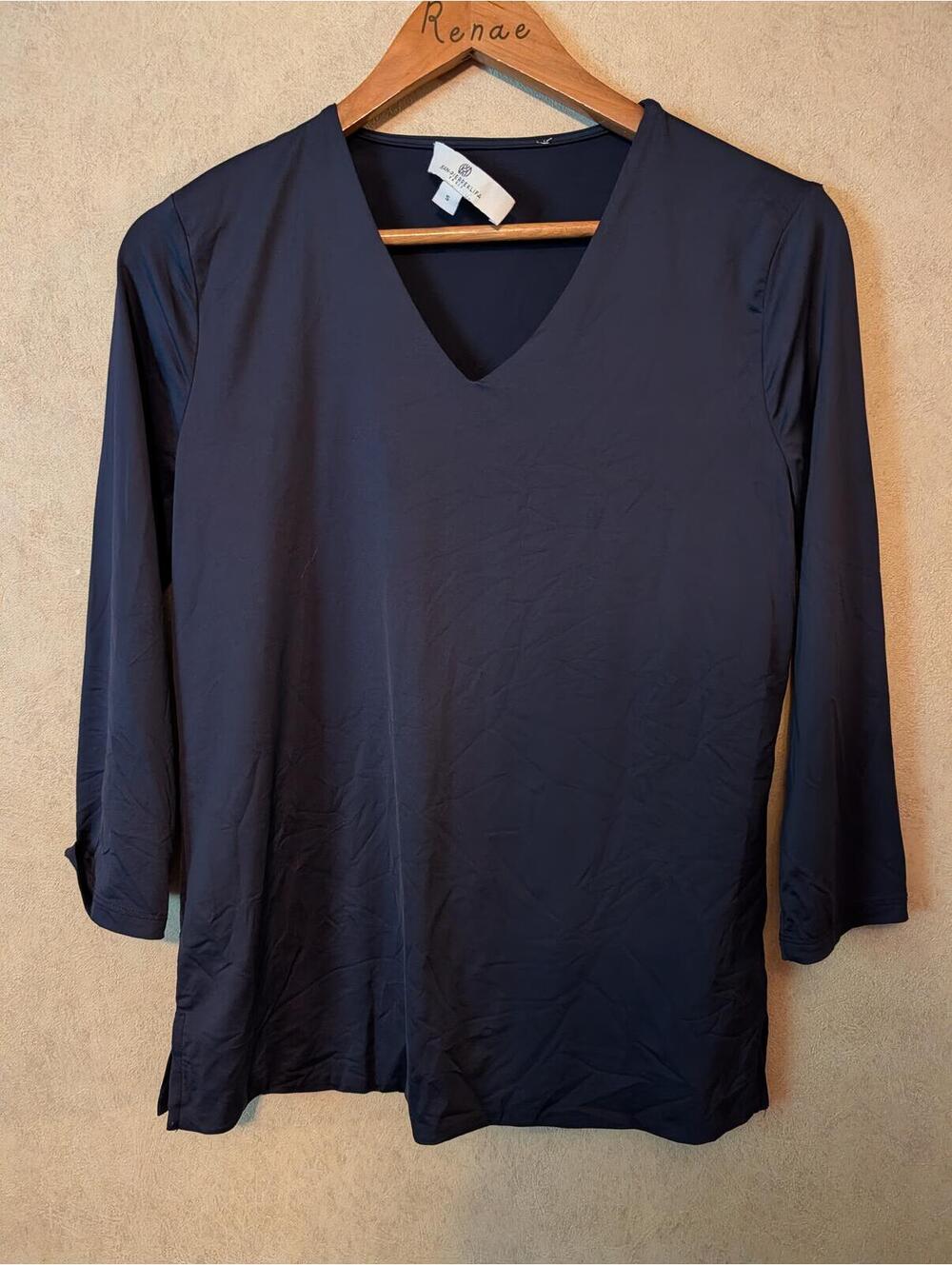 JEAN PIERRE KLIFA navy V neck blouse sz S